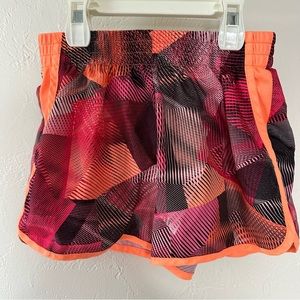 Old Navy girl’s athletic shorts - multi color w lining - M (8) GUC